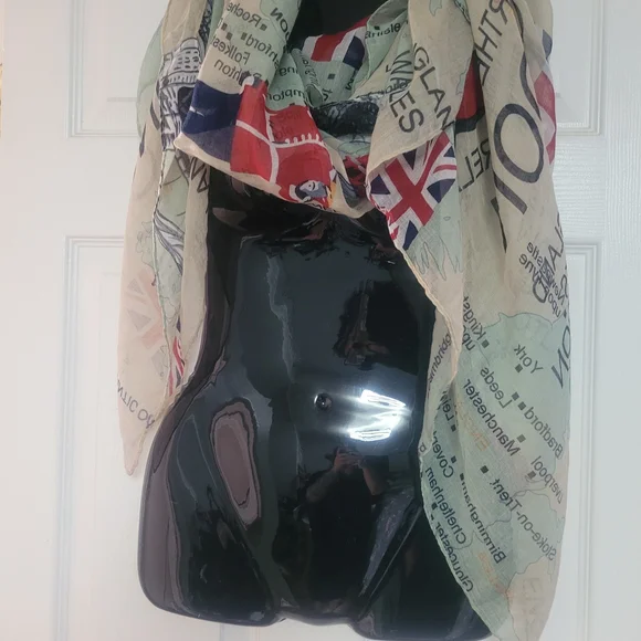 Source Unknown Beige and Red Textured Scarf - Picture 2 of 3